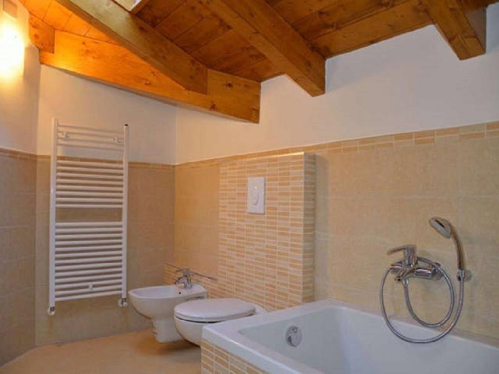 Appartamento Vista Lago - Betta Lezzeno Exterior foto