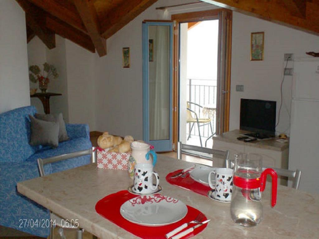 Appartamento Vista Lago - Betta Lezzeno Exterior foto